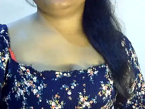 Noty_simran webcam