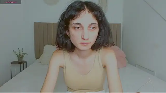Little_zoi webcam