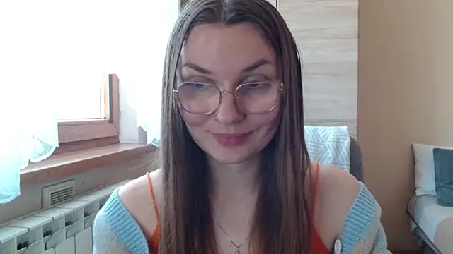 LooveELLYx webcam