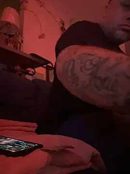 Auhenri25 webcam