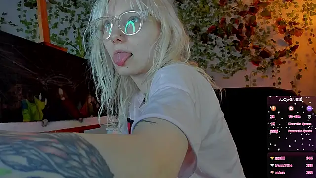 tattoo_art_baby webcam