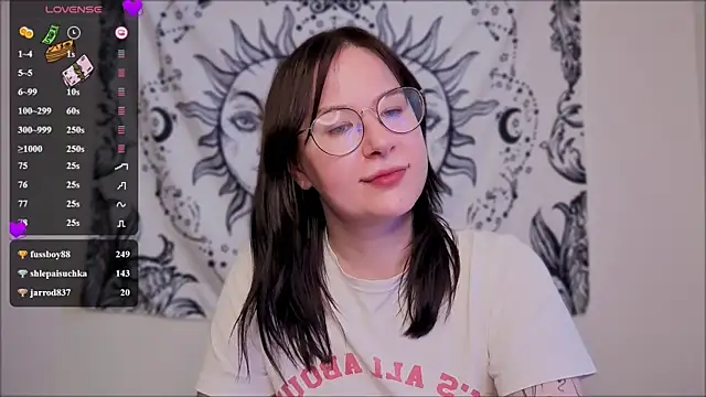 MyNameIsLilith webcam
