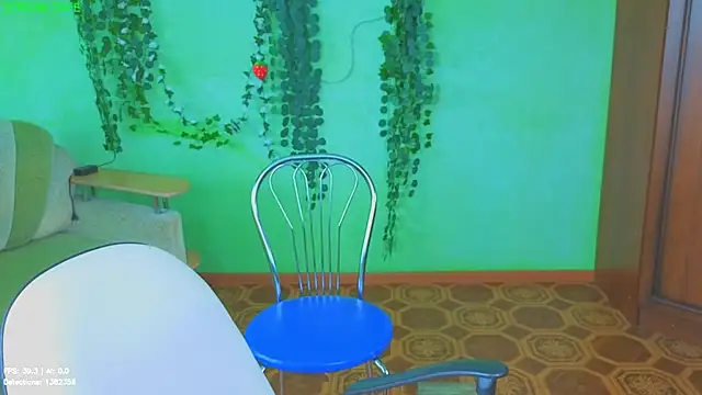 Zoe_Zephyr webcam