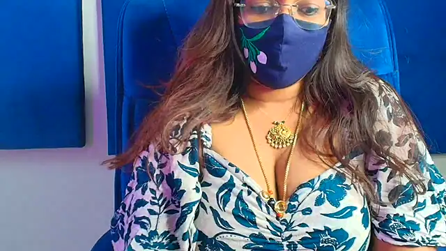Anjali-Queen webcam