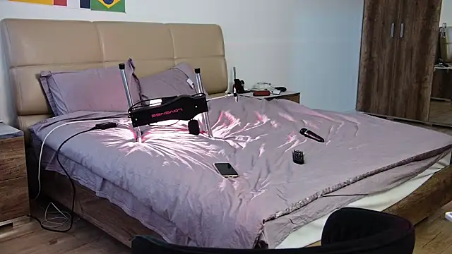 LilianBliss webcam
