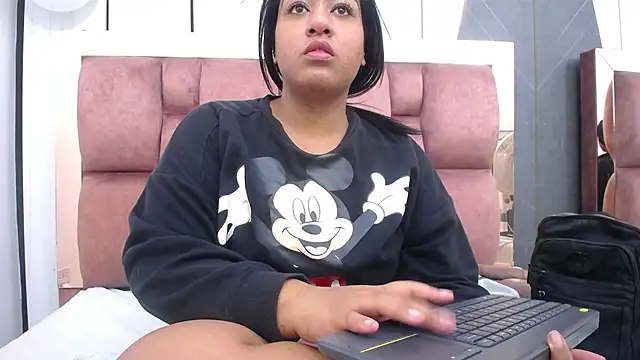 arianna_pearl webcam