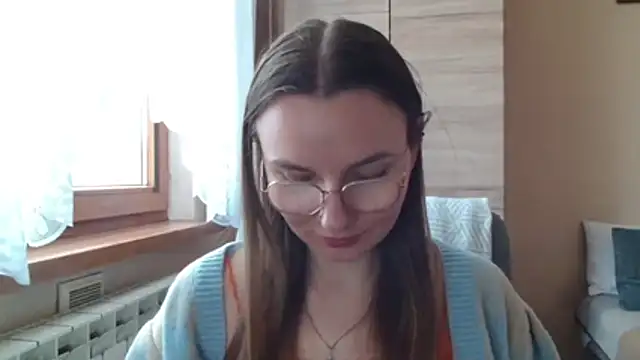 LooveELLYx webcam