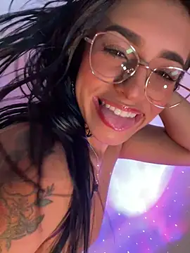 Linda_Saenz_ webcam