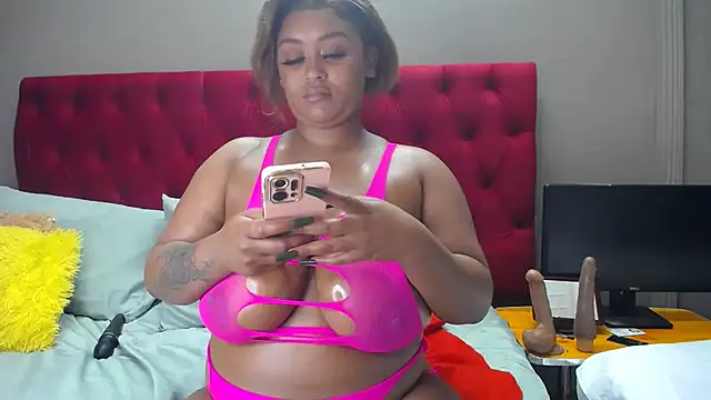 sexydiamond15 webcam