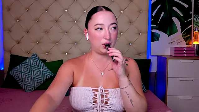 AVA_MAXIMUS