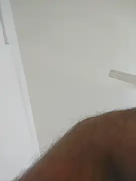 fuckboy198756 webcam