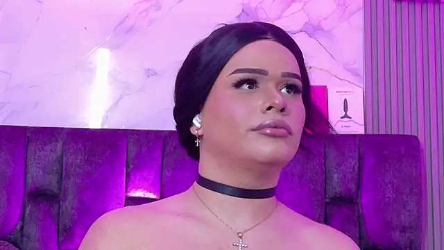 Ava_Cristi webcam
