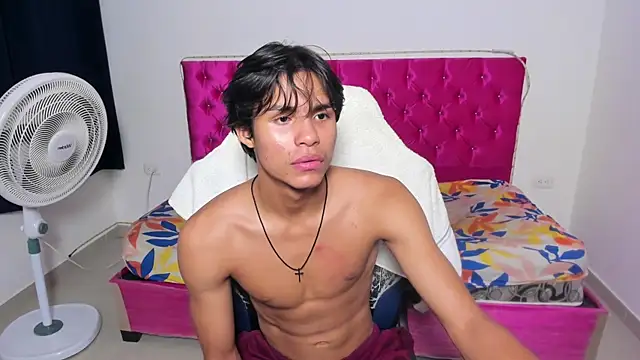 skinny_sam webcam