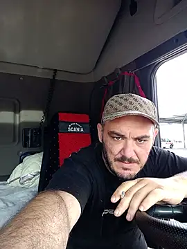 Maryo69v8 webcam