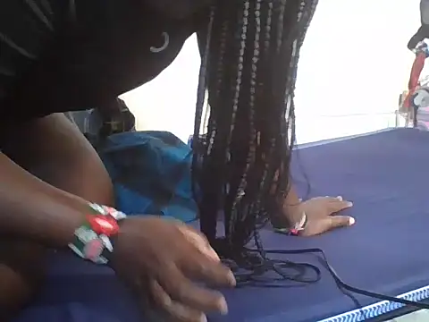 chocolatebig_thickass webcam