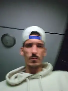 Matthew_204 webcam