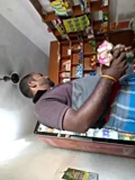 TinyBoy27 webcam