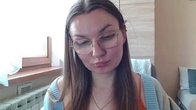 LooveELLYx webcam