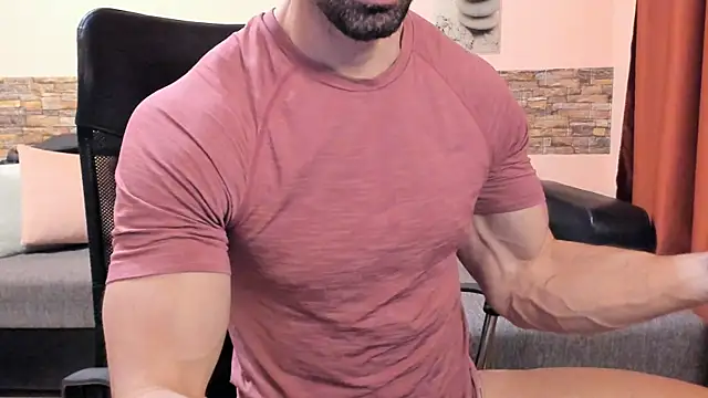 HotHunkTrainer webcam