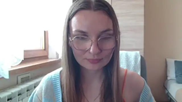 LooveELLYx webcam