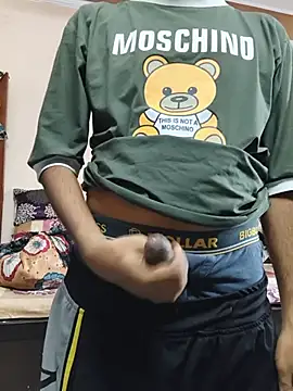 Shubuu__x webcam