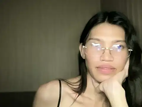 Yourgoddess_jayve webcam