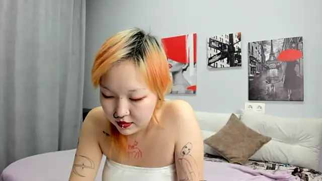 Cute__Kiko webcam