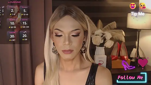 HugecockAlexa live sex cam