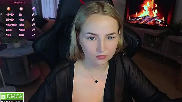 Mira_Mermayd webcam