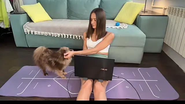 pollyflirt webcam
