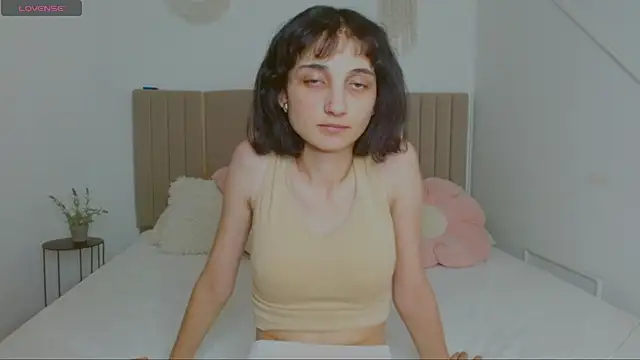 Little_zoi webcam
