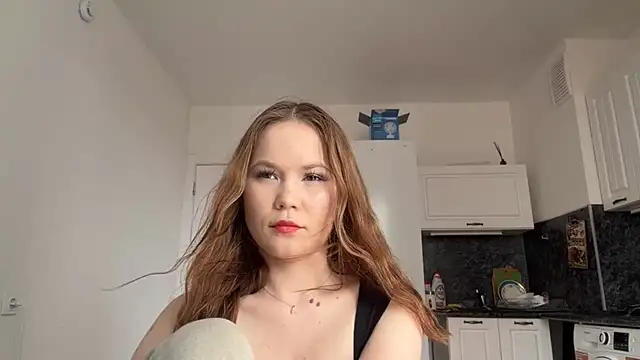 LauranAngelbeck live cam on StripChat
