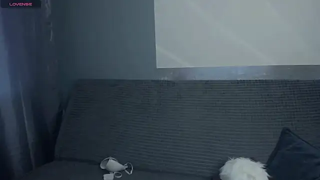 TarynPalek webcam