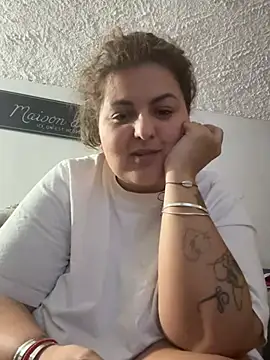 Velvetshadow_48 webcam
