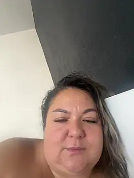MikyVesela webcam