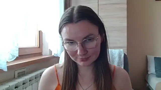 LooveELLYx webcam