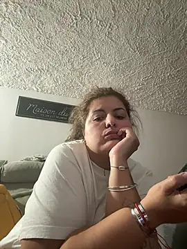 Velvetshadow_48 webcam