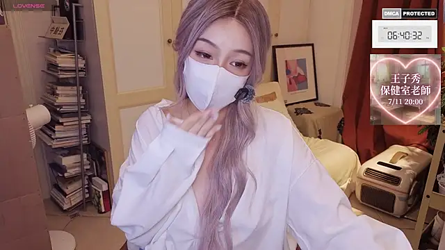 nayomi_34f webcam