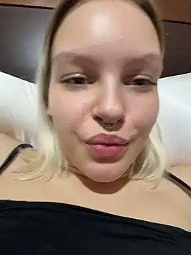 AshleyMur webcam