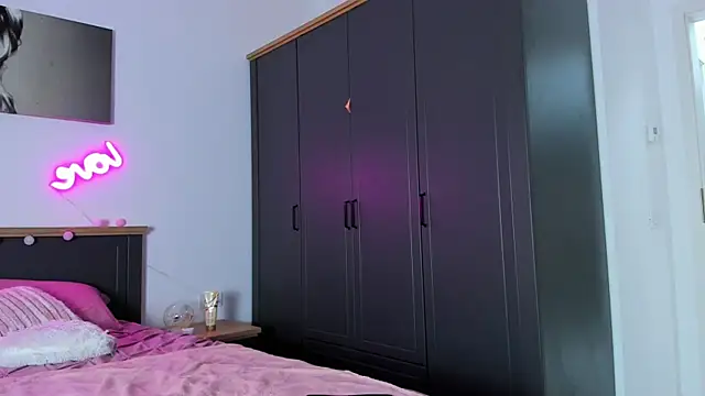 babybluesin webcam