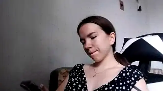 FewerCadre live cam on StripChat