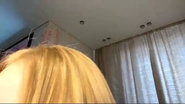 Lumeya_Aura webcam