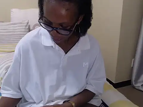 Cristaldee81 webcam