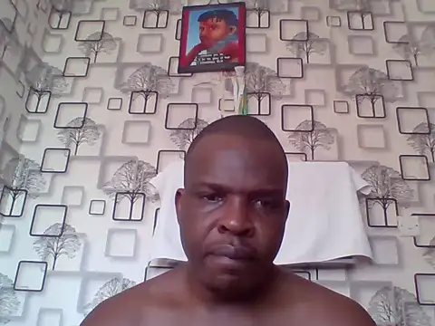 Chumba_001 live cam on StripChat