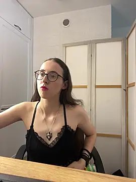 MartiniiSelenna live cam room