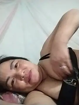 Naaya8109 webcam