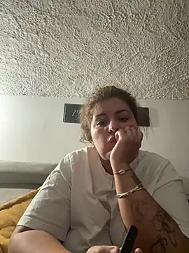 Velvetshadow_48 webcam