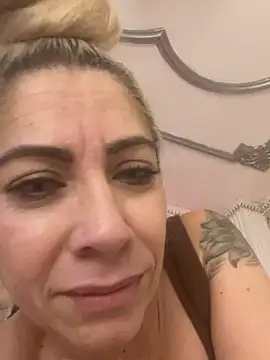 viktoria_davis_ webcam