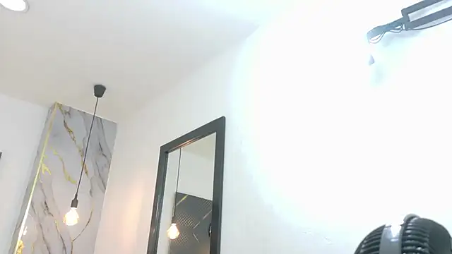 KingOfTemptation webcam