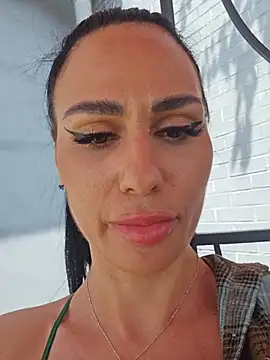 KatiaDivine webcam